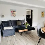 Stader Schwedenhaus Mit Garten Semesterbostad