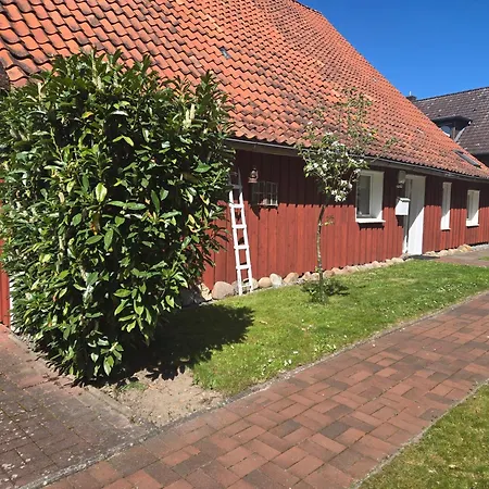 Stader Schwedenhaus Mit Garten Stade